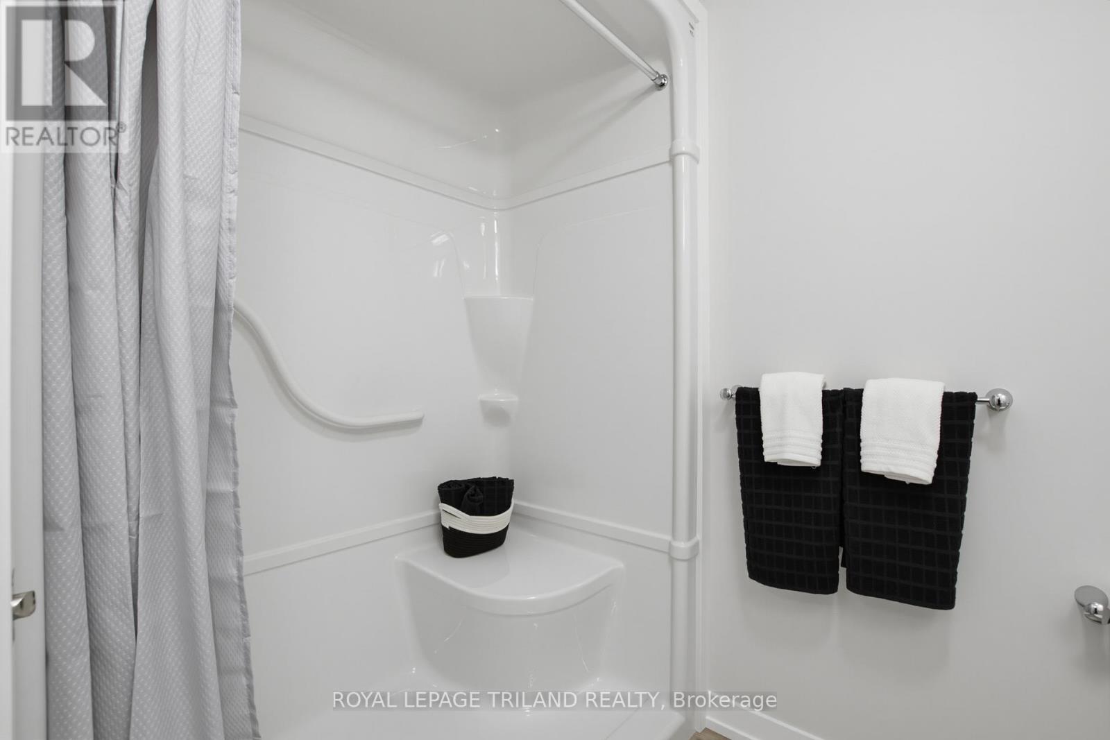146 Styles Drive, St. Thomas, Ontario  N5R 0R1 - Photo 35 - X12491446