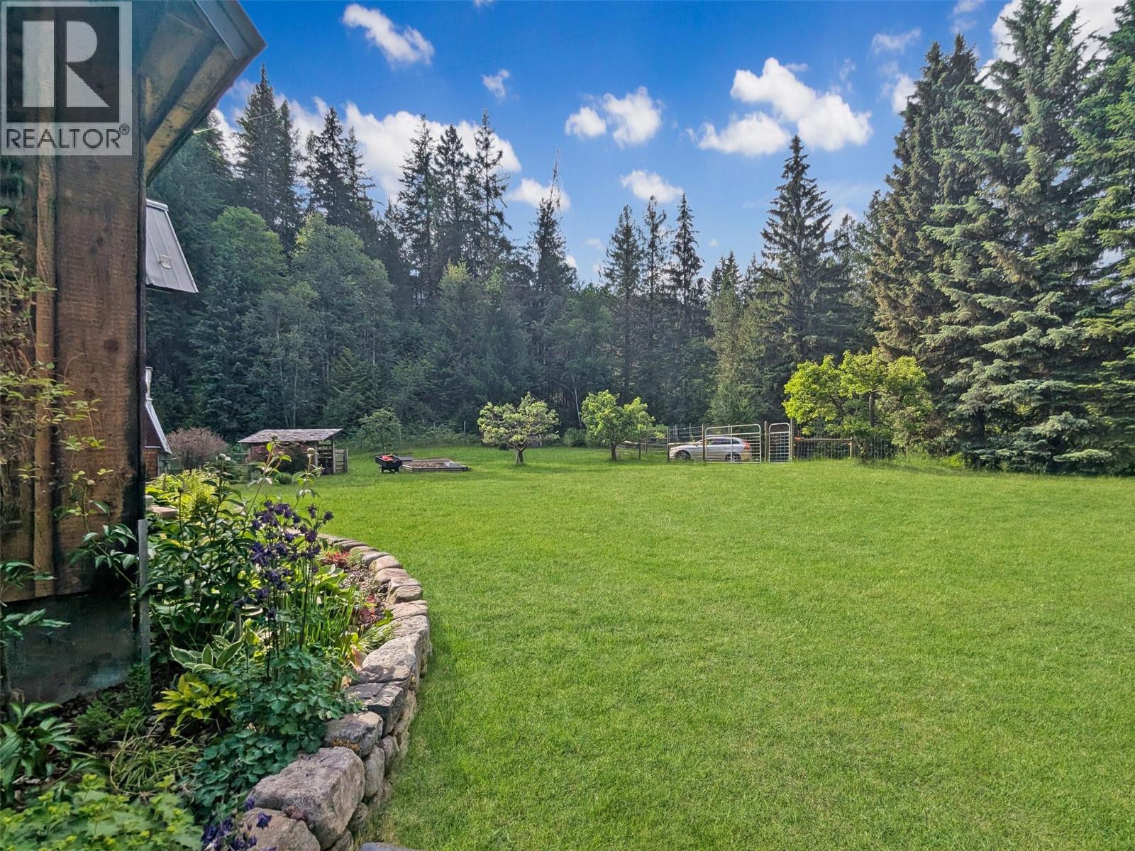 7421 Avis Road, Winlaw, British Columbia  V0G 2J0 - Photo 16 - 10392646