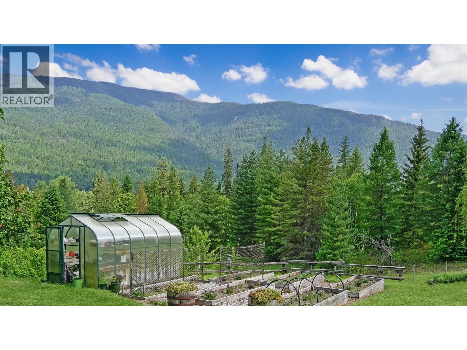 7421 Avis Road, Winlaw, British Columbia  V0G 2J0 - Photo 19 - 10392646