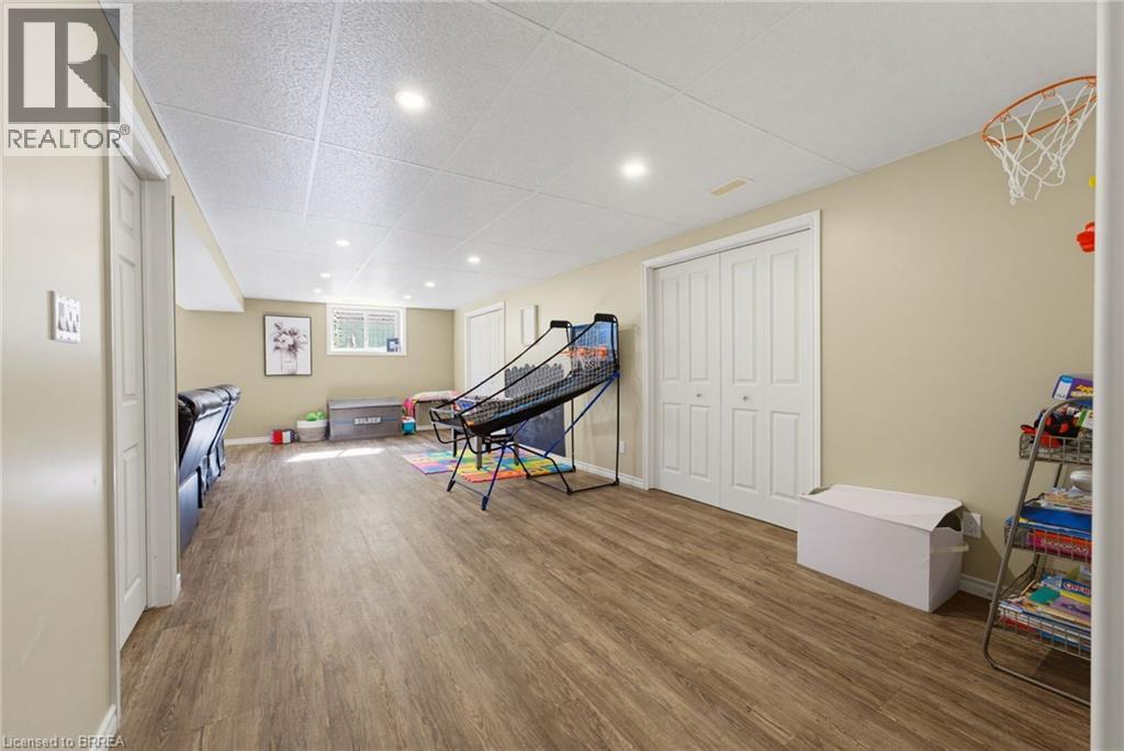 21 Mansfield Drive, St. George, Ontario  N0E 1N0 - Photo 23 - 40843244