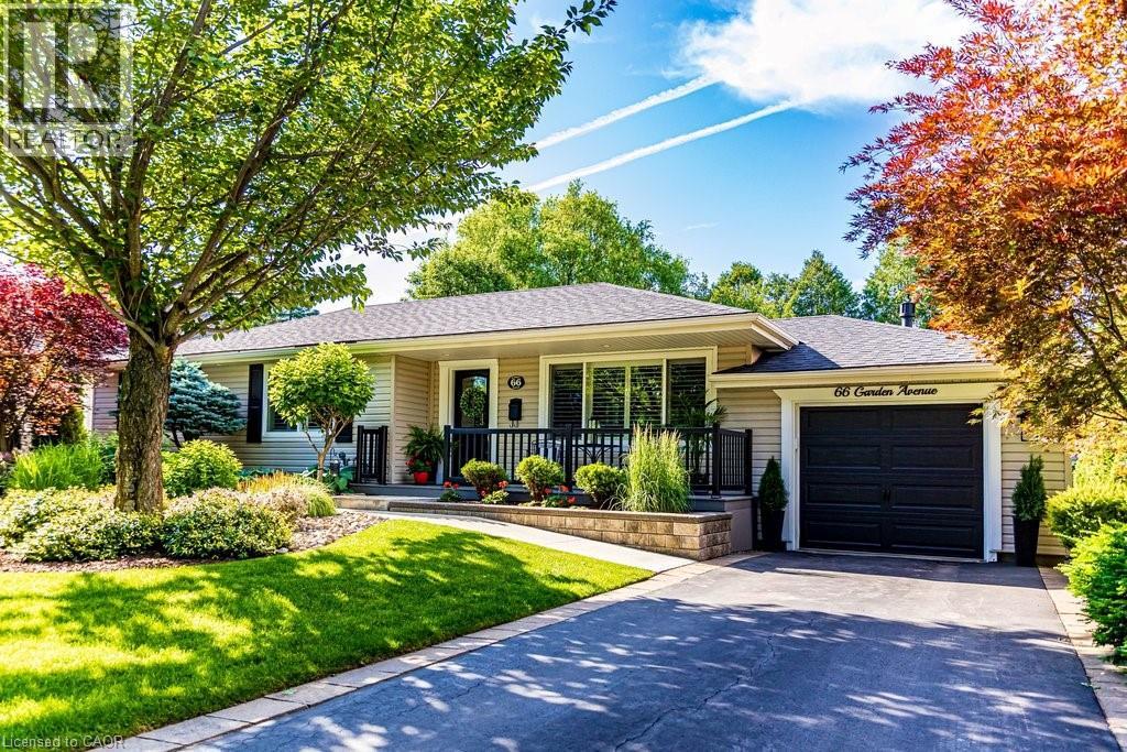 66 GARDEN Avenue, Ancaster, Ontario