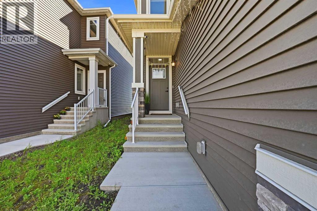 332 Belmont Park Sw, Calgary, Alberta  T2X 5T1 - Photo 5 - A2323858