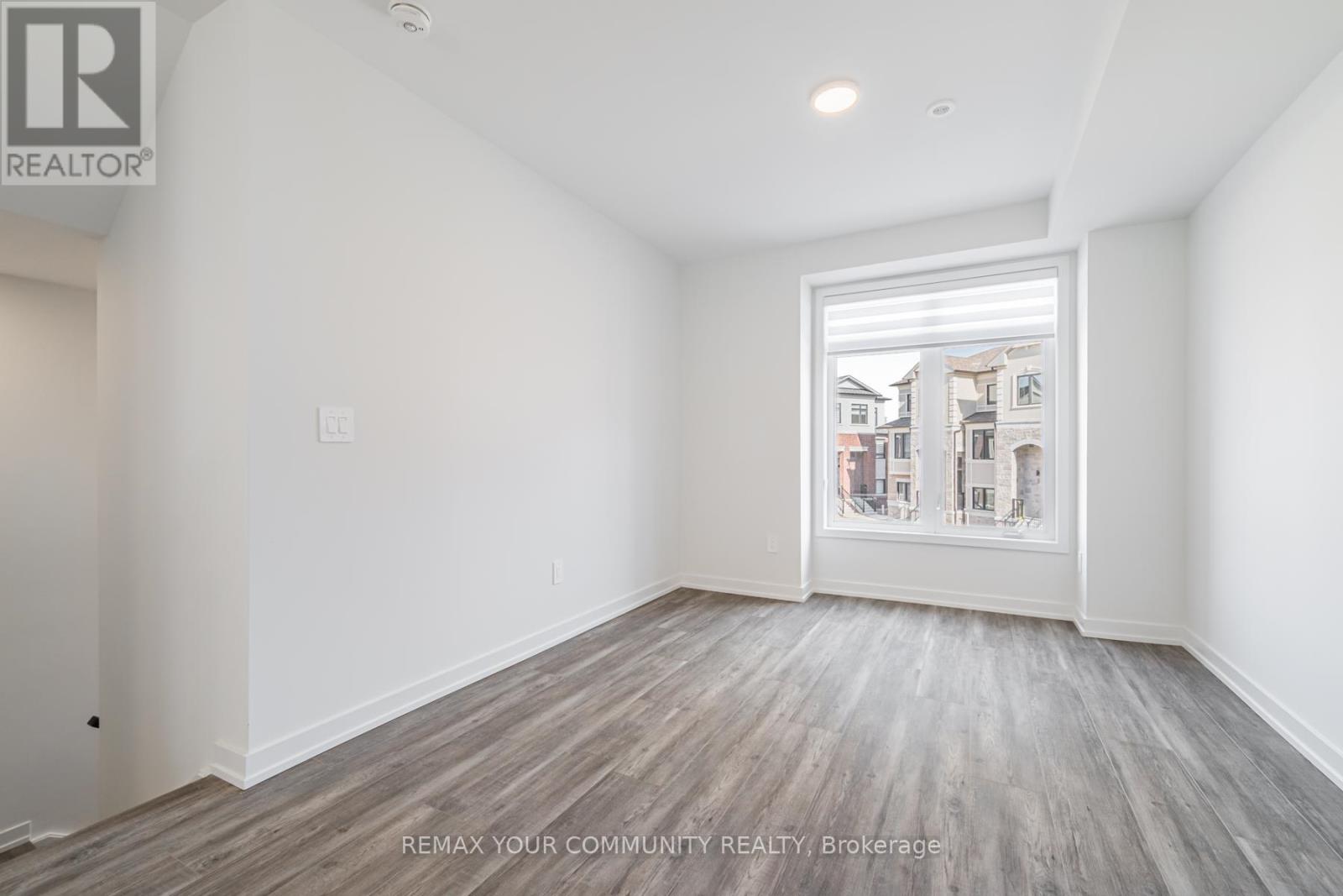 16 Agnes Lane, Richmond Hill, Ontario  L4B 0J4 - Photo 12 - N13491630