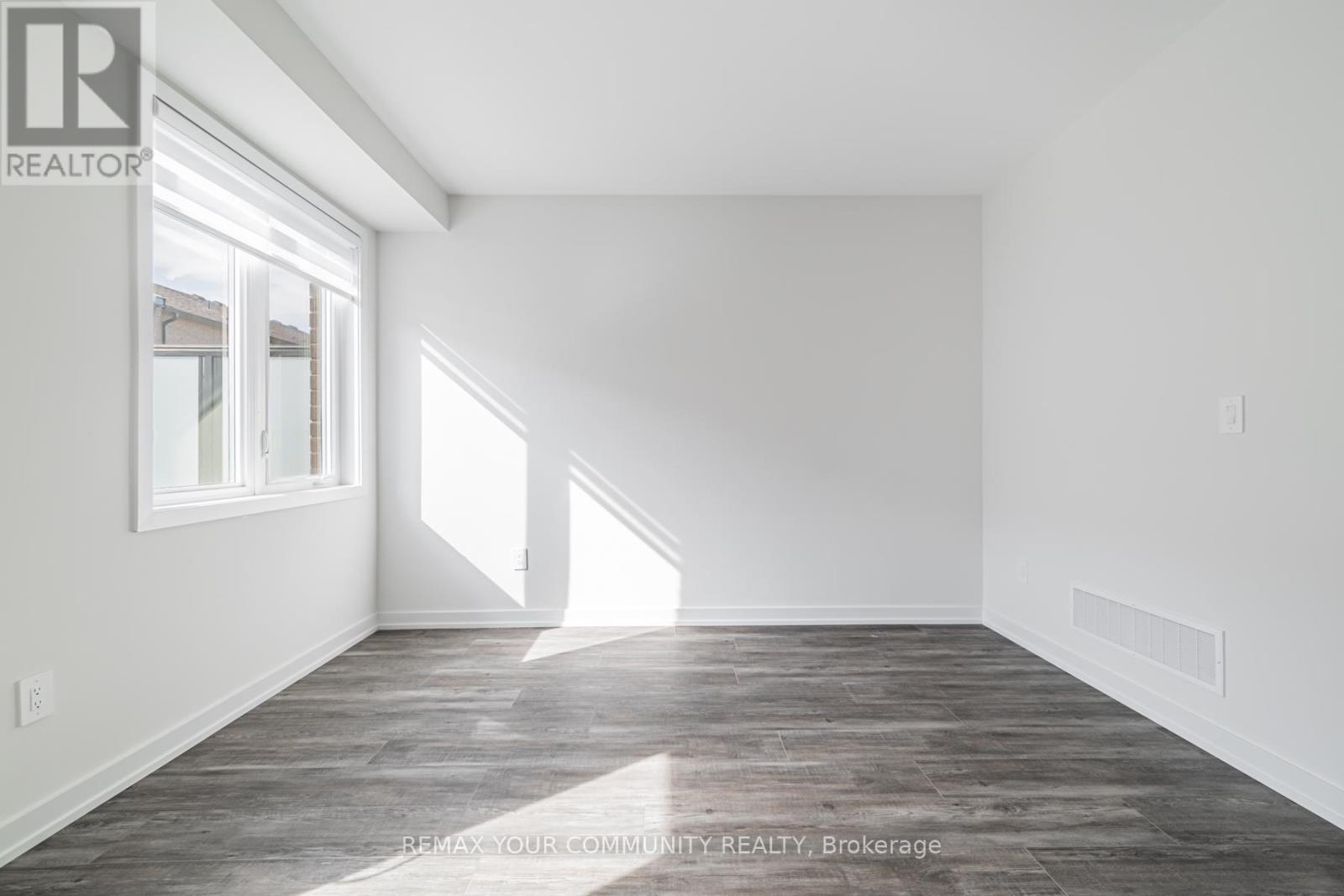 16 Agnes Lane, Richmond Hill, Ontario  L4B 0J4 - Photo 20 - N13491630