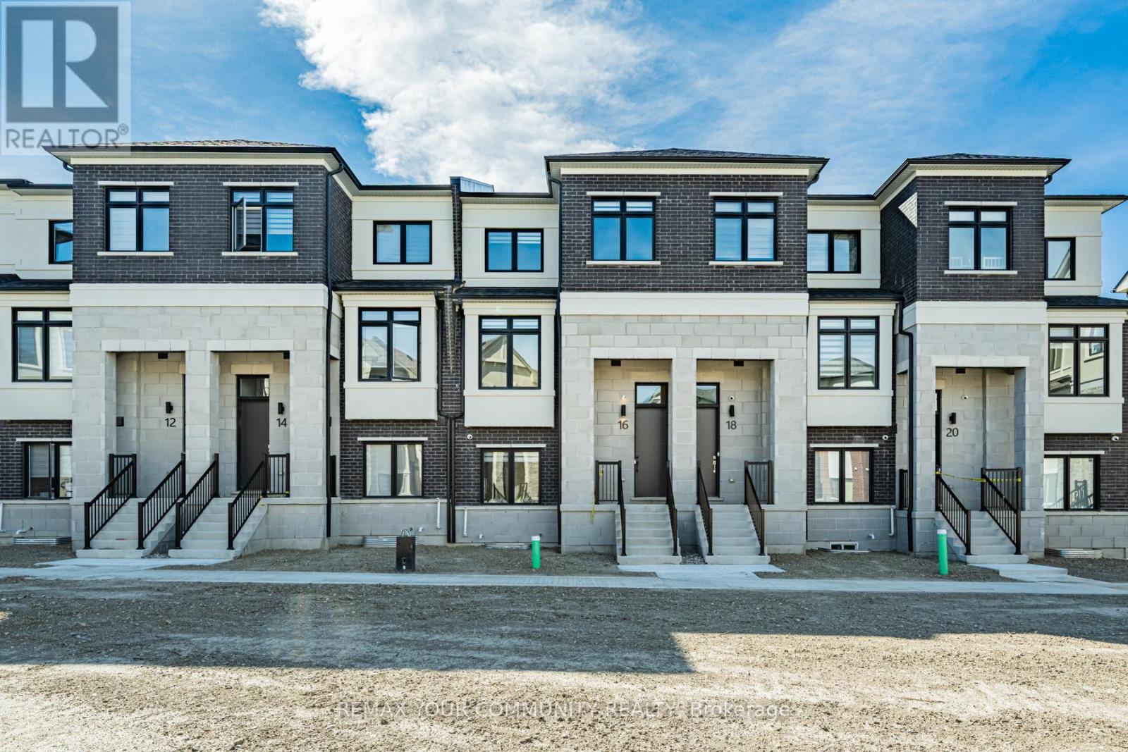 16 Agnes Lane, Richmond Hill, Ontario  L4B 0J4 - Photo 49 - N13491630