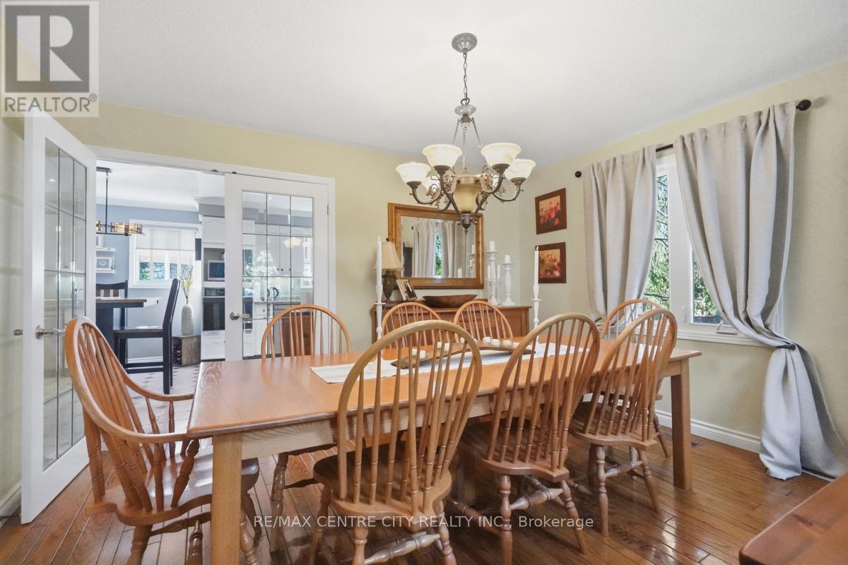 264 Blue Forest Place, London North, Ontario  N6G 4H7 - Photo 8 - X13487852