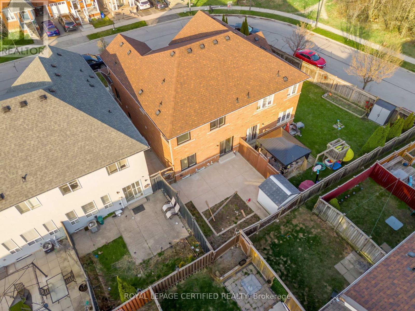 147 Waters Boulevard, Milton, Ontario  L9T 6K5 - Photo 4 - W13491632