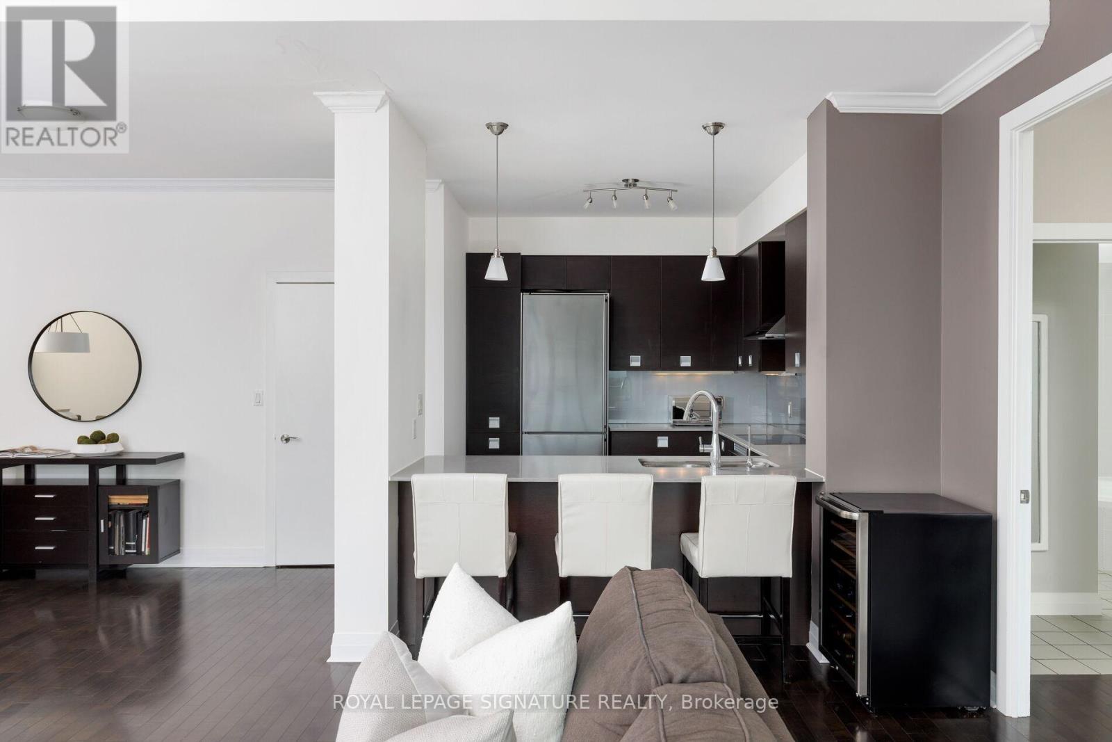 1011 - 3391 Bloor Street W, Toronto, Ontario  M8X 1G3 - Photo 13 - W13491636