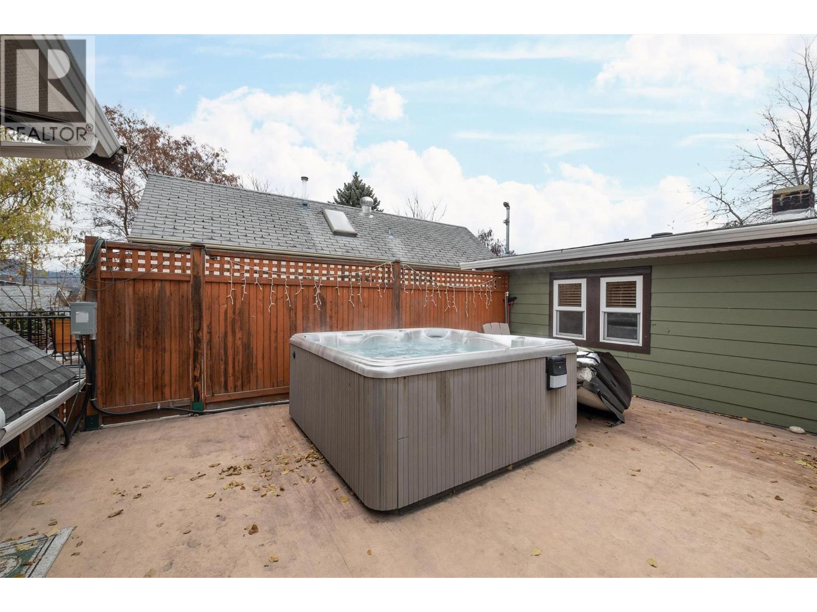 Listing image 42