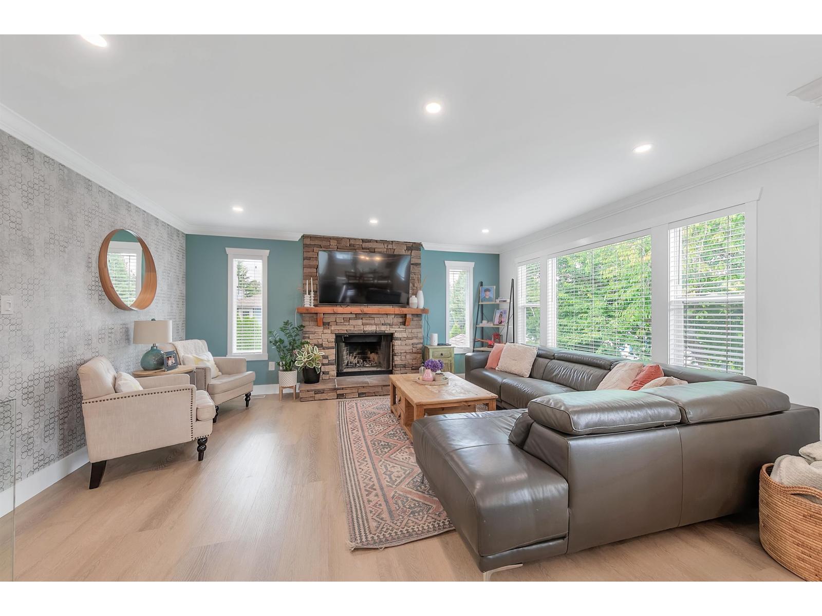 9285 211 Street, Langley, British Columbia  V1M 2B2 - Photo 4 - R3140156
