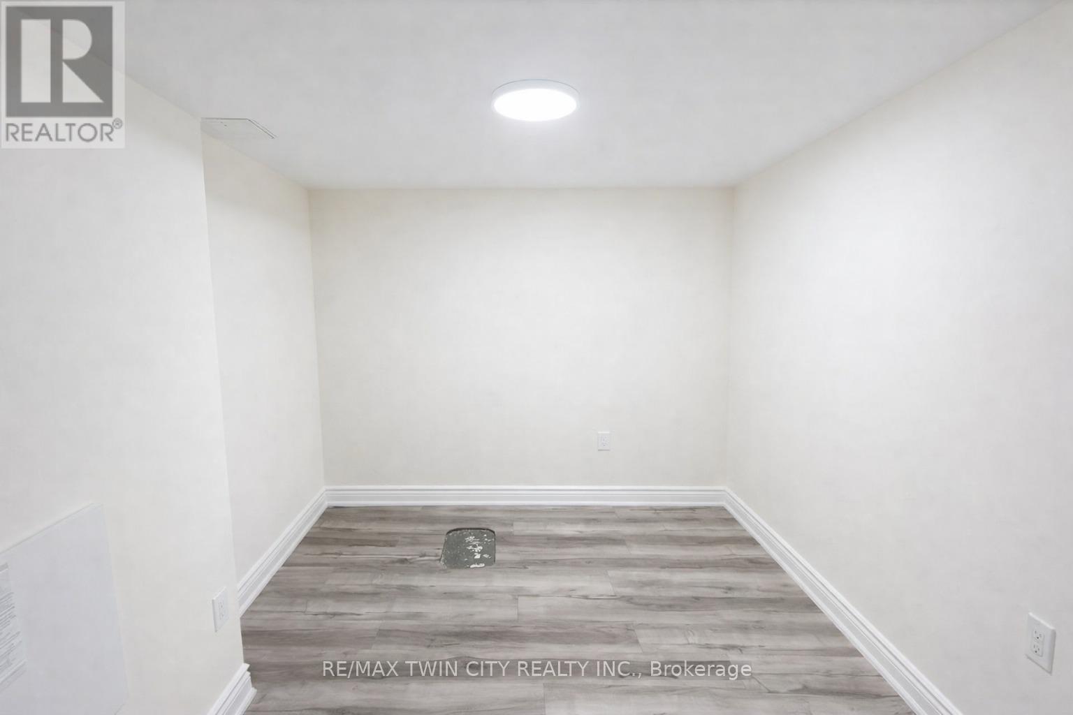 Basement - 592 Blair Creek Drive W, Kitchener, Ontario  N2P 0E6 - Photo 4 - X13491618