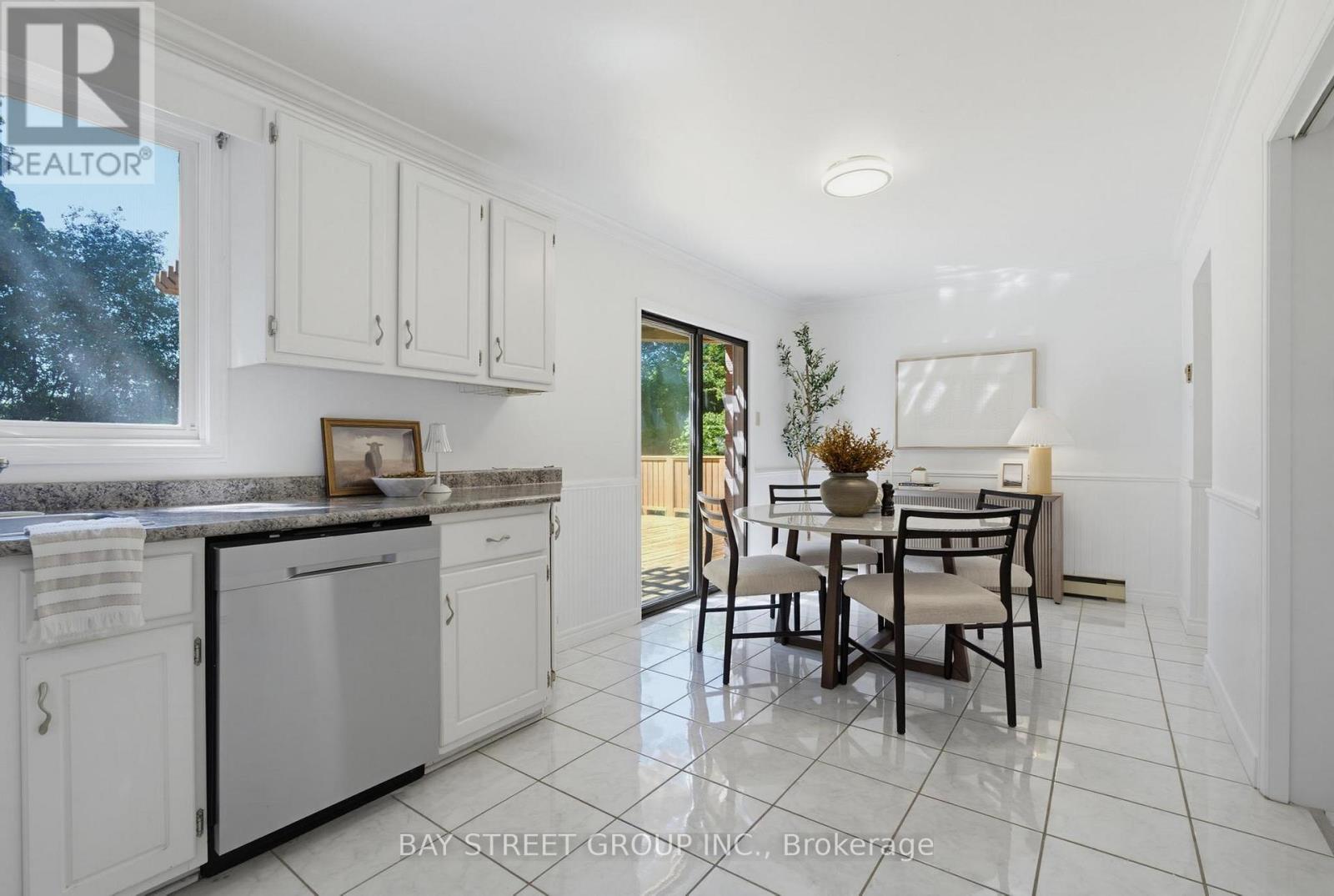 172 Chepstow Close, London North, Ontario  N6G 3S2 - Photo 12 - X13491620