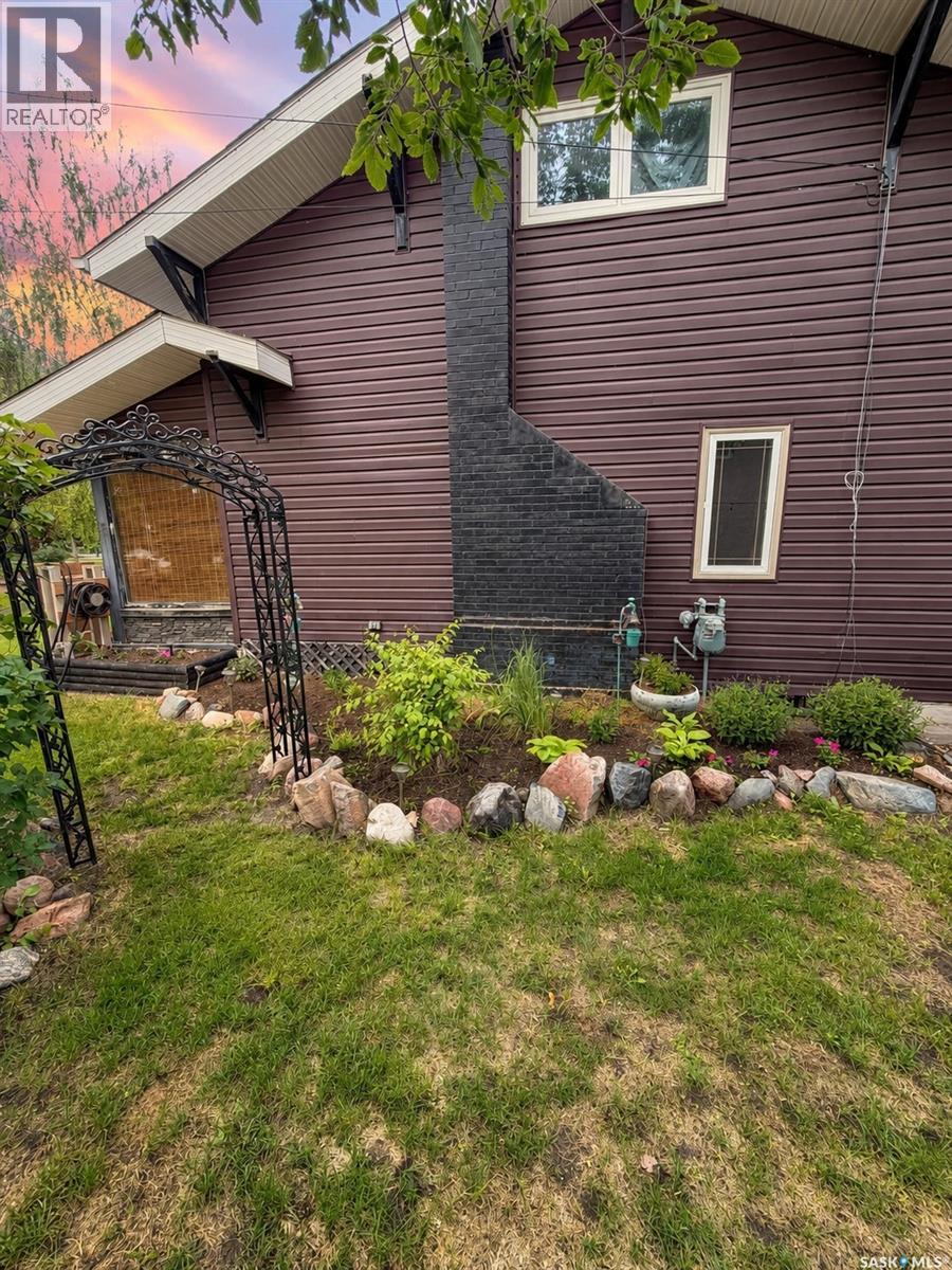1174 Conrad Avenue, Gull Lake, Saskatchewan  S0N 1A0 - Photo 22 - SK040606