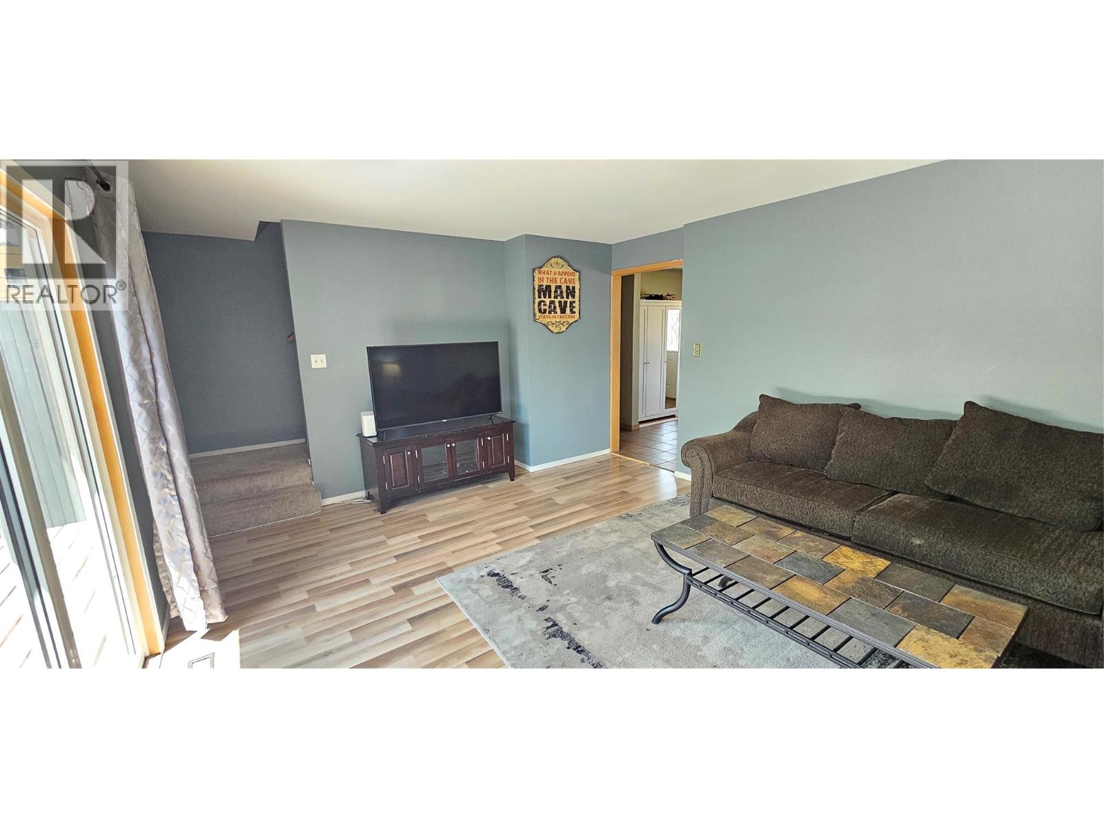 403 Balsam Street, Sparwood, British Columbia  V0B 2G0 - Photo 11 - 10392230