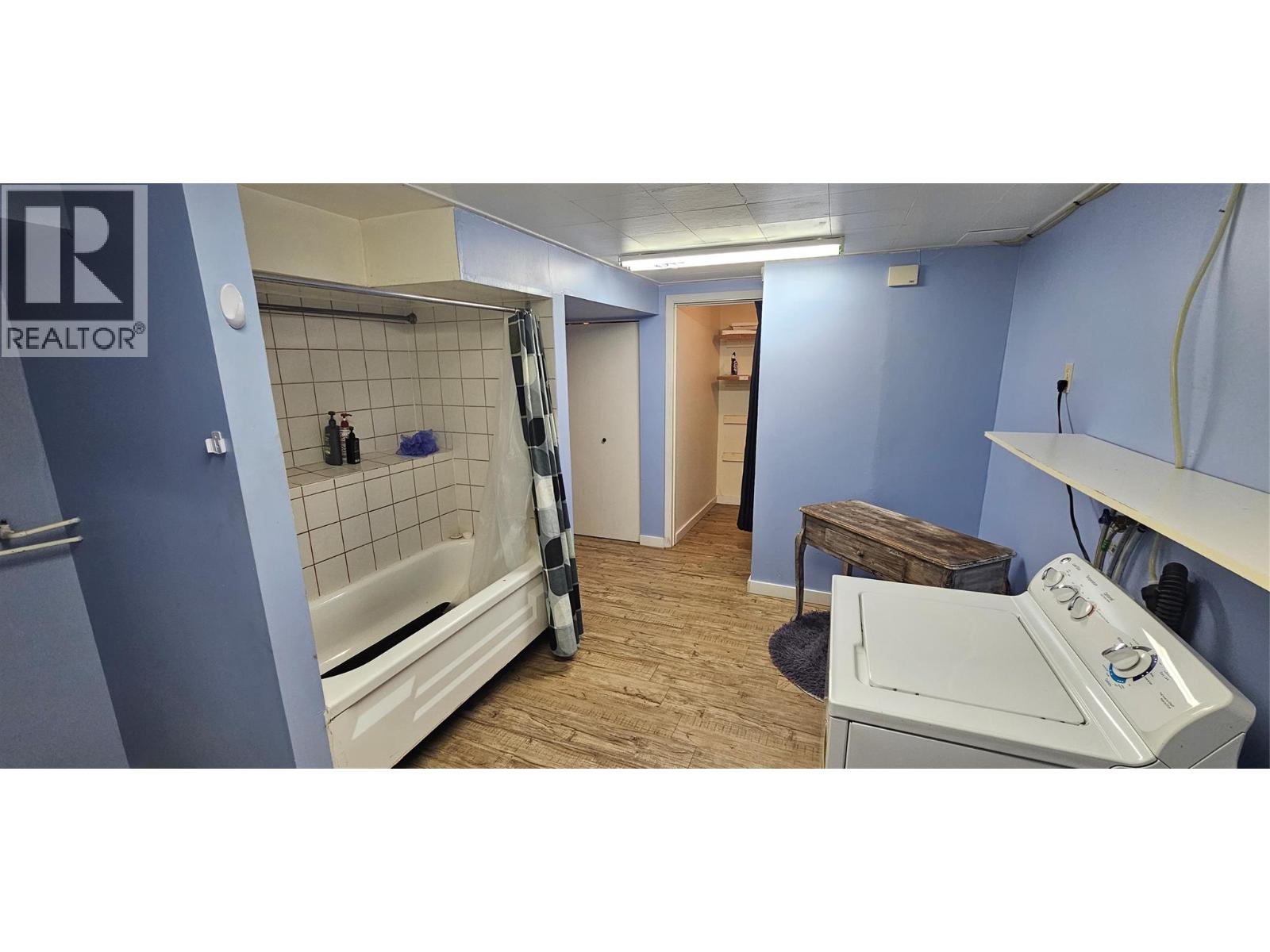 403 Balsam Street, Sparwood, British Columbia  V0B 2G0 - Photo 27 - 10392230