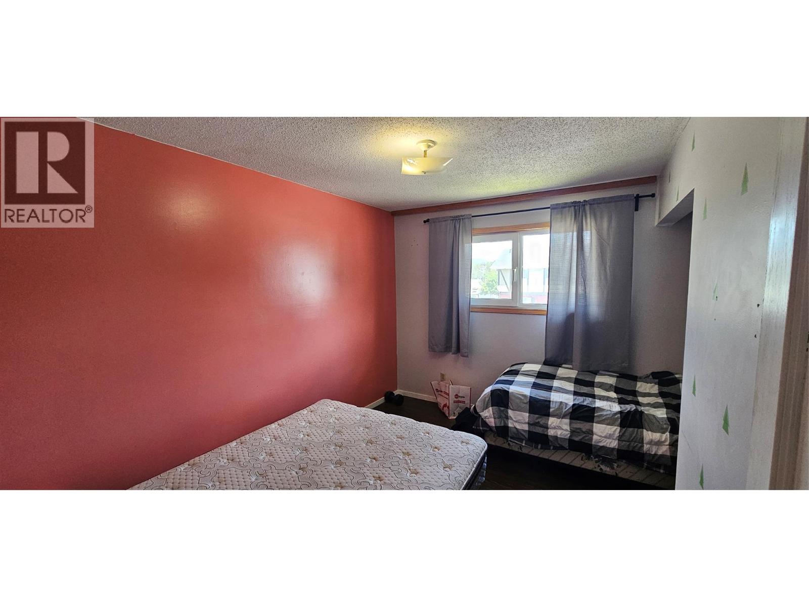 403 Balsam Street, Sparwood, British Columbia  V0B 2G0 - Photo 15 - 10392230
