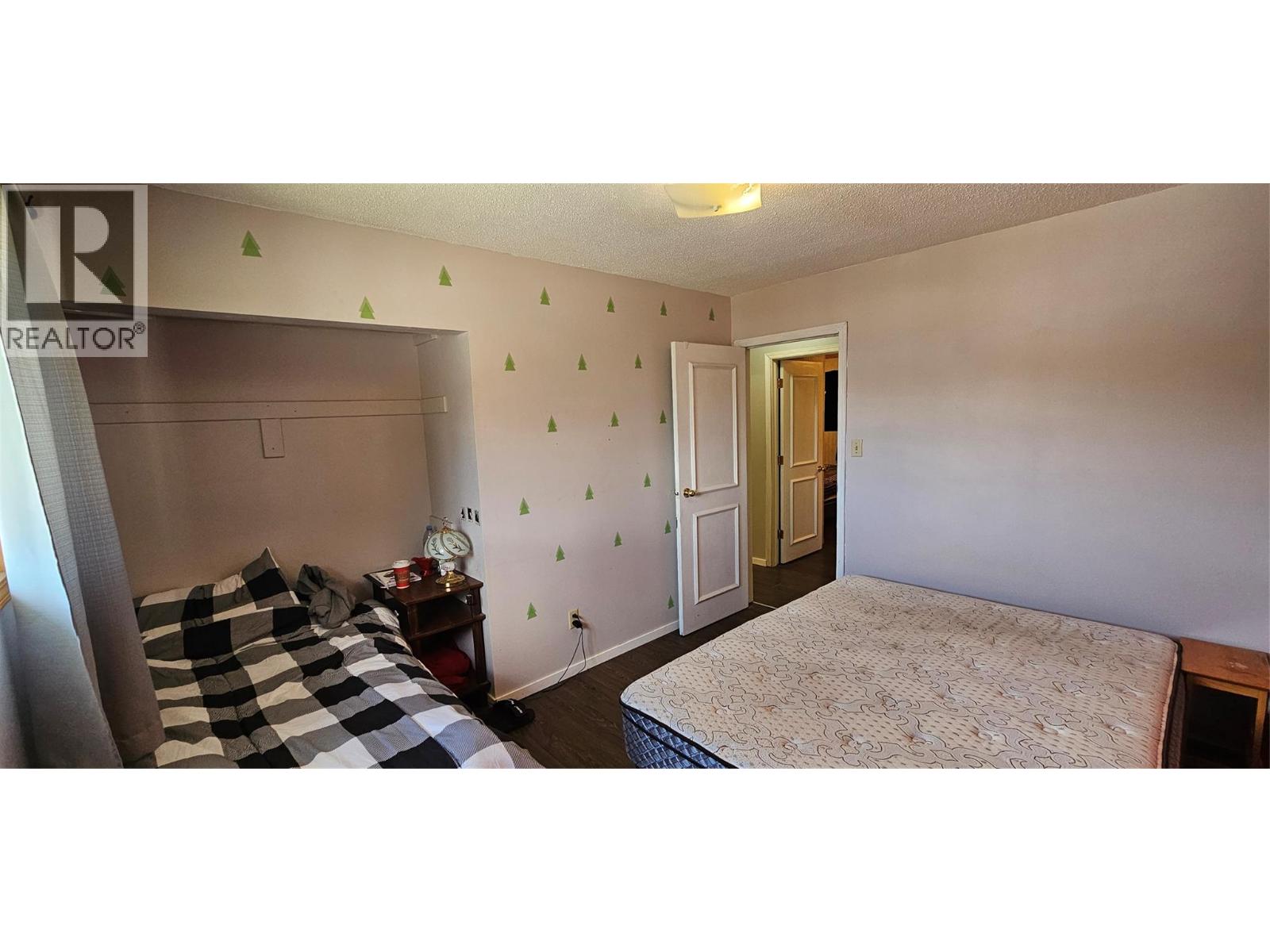403 Balsam Street, Sparwood, British Columbia  V0B 2G0 - Photo 16 - 10392230