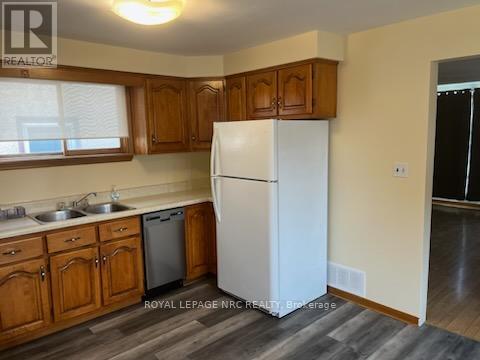 30 Fifth Street, Welland, Ontario  L3B 4Z5 - Photo 5 - X13454426