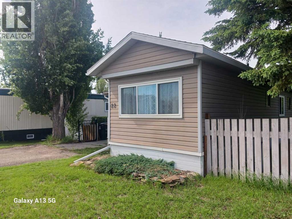 22, 4922 Womacks Road, Blackfalds, Alberta  T0M 0J0 - Photo 5 - A2323575