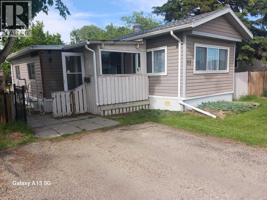 22, 4922 Womacks Road, Blackfalds, Alberta  T0M 0J0 - Photo 3 - A2323575