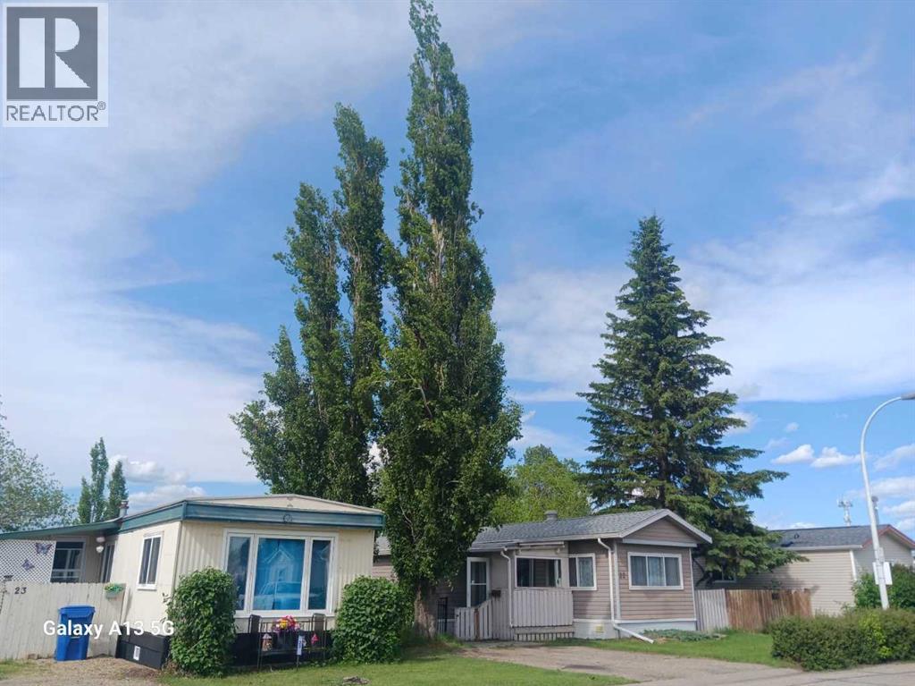 22, 4922 Womacks Road, Blackfalds, Alberta  T0M 0J0 - Photo 2 - A2323575