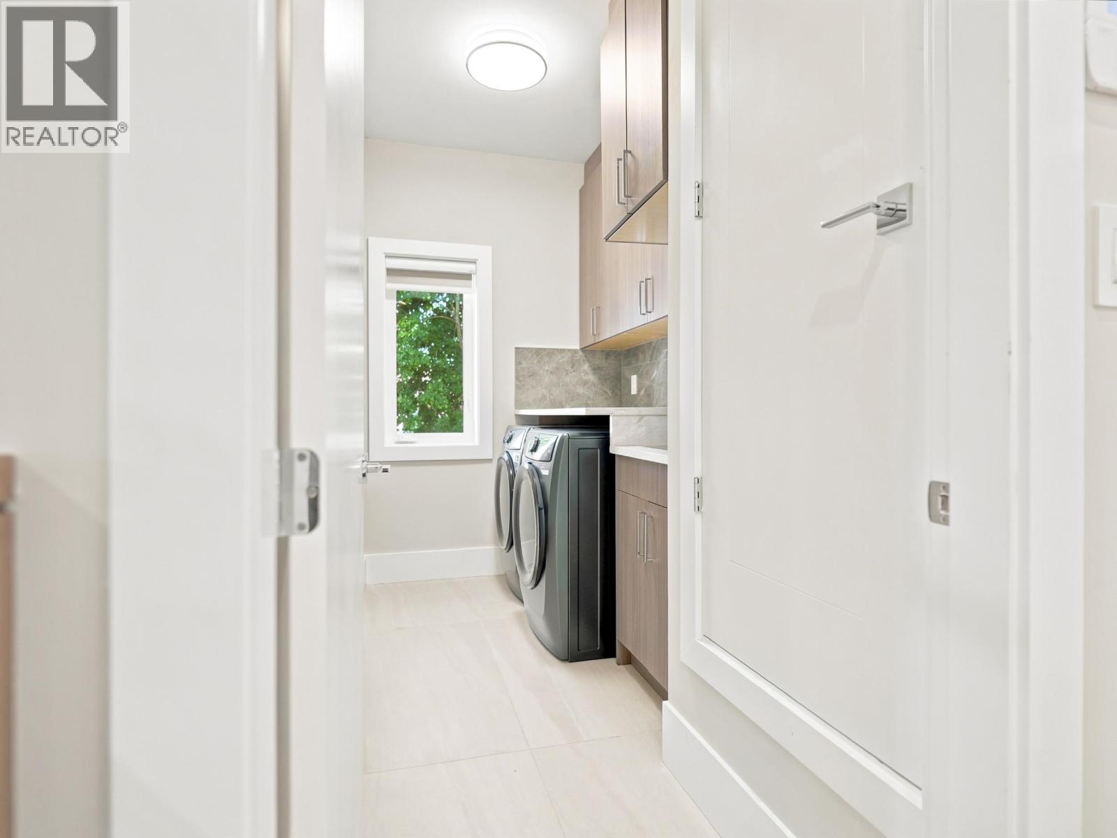 11911 Dunavon Place, Richmond, British Columbia  V7E 3Y1 - Photo 25 - R3103162