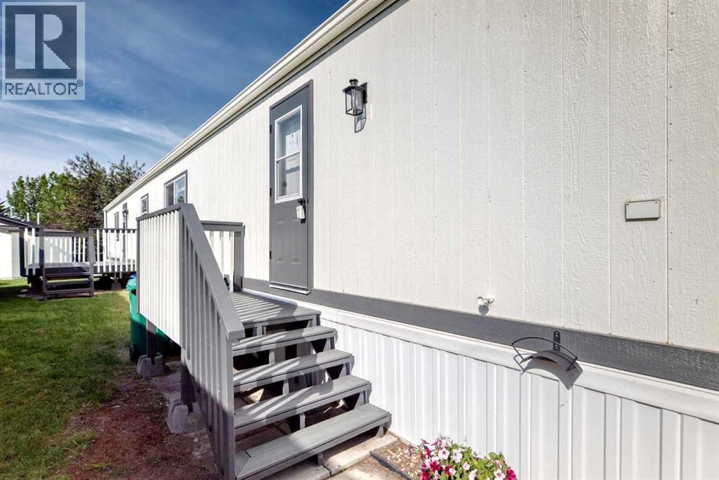 320, 1101 84 Street Ne, Calgary, Alberta  T2A 7X2 - Photo 5 - A2323372
