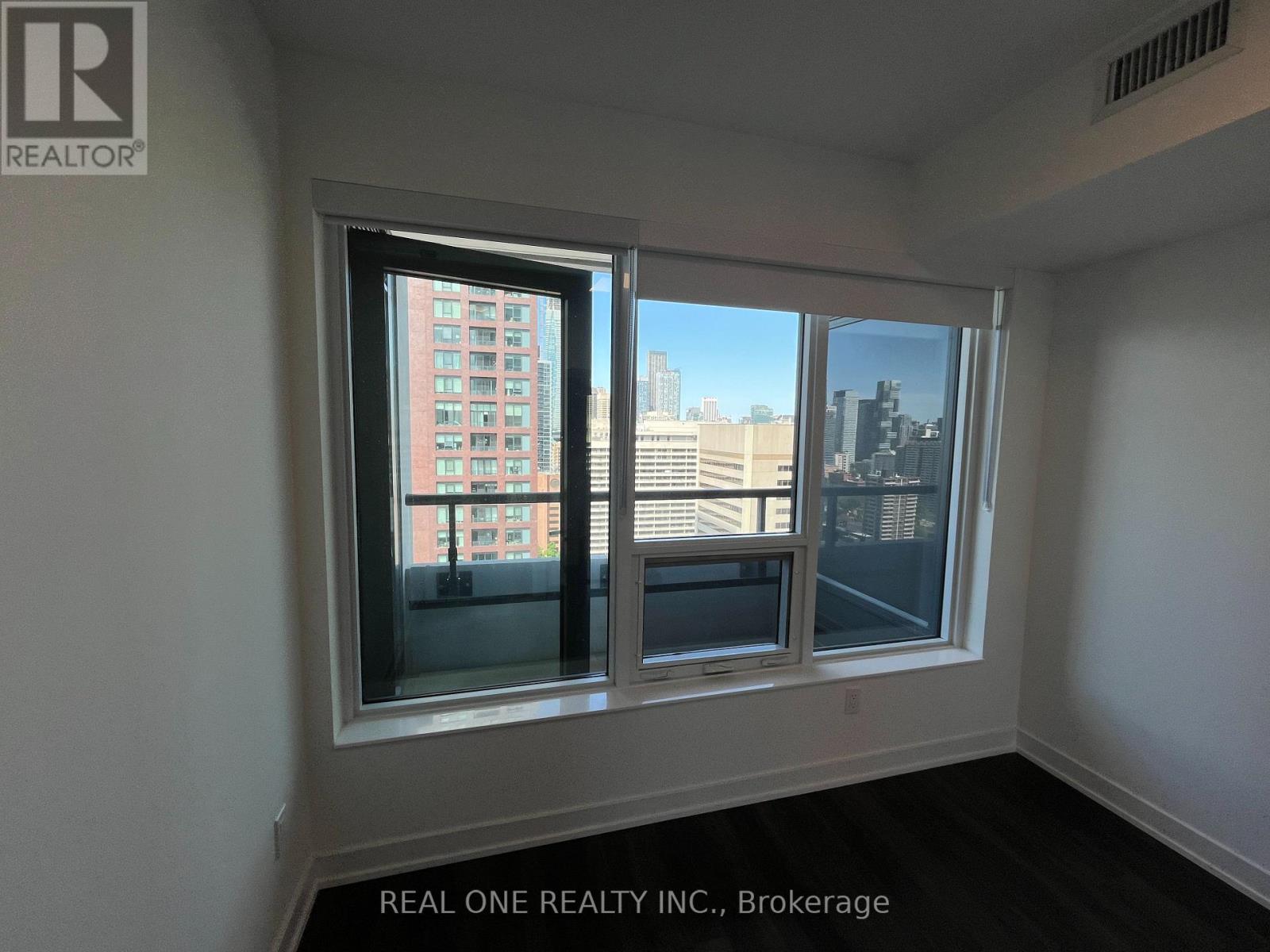 2802 - 609 Sherbourne Street, Toronto, Ontario  M4X 0A4 - Photo 7 - C13491672