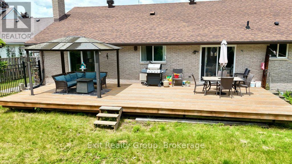 29 Wallace Street, Quinte West, Ontario  K0K 2C0 - Photo 11 - X13489282