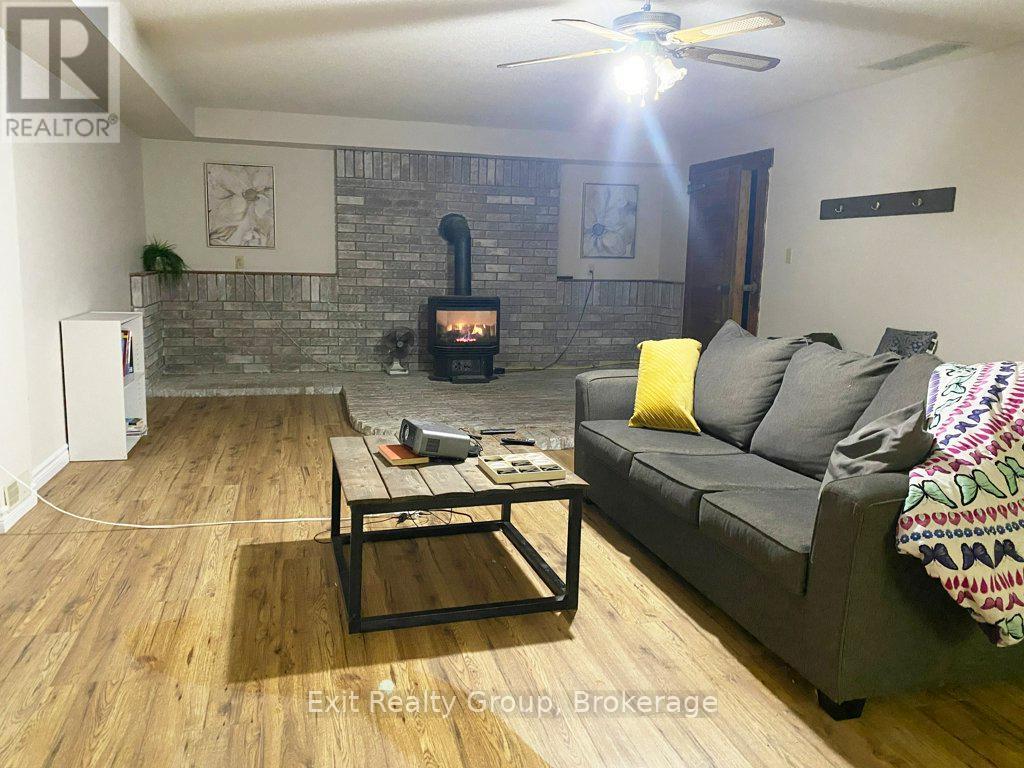 29 Wallace Street, Quinte West, Ontario  K0K 2C0 - Photo 32 - X13489282