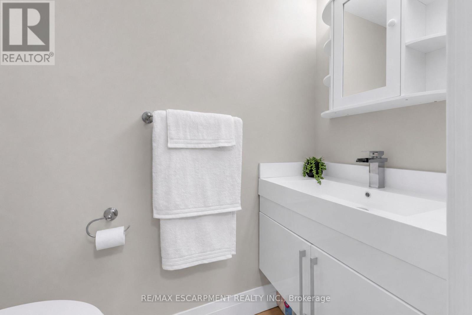 211 - 500 Green Road, Hamilton, Ontario  L8E 3M6 - Photo 26 - X13491690