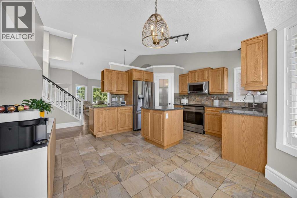 2339 Morris Crescent Se, Airdrie, Alberta  T4A 2A3 - Photo 19 - A2323565