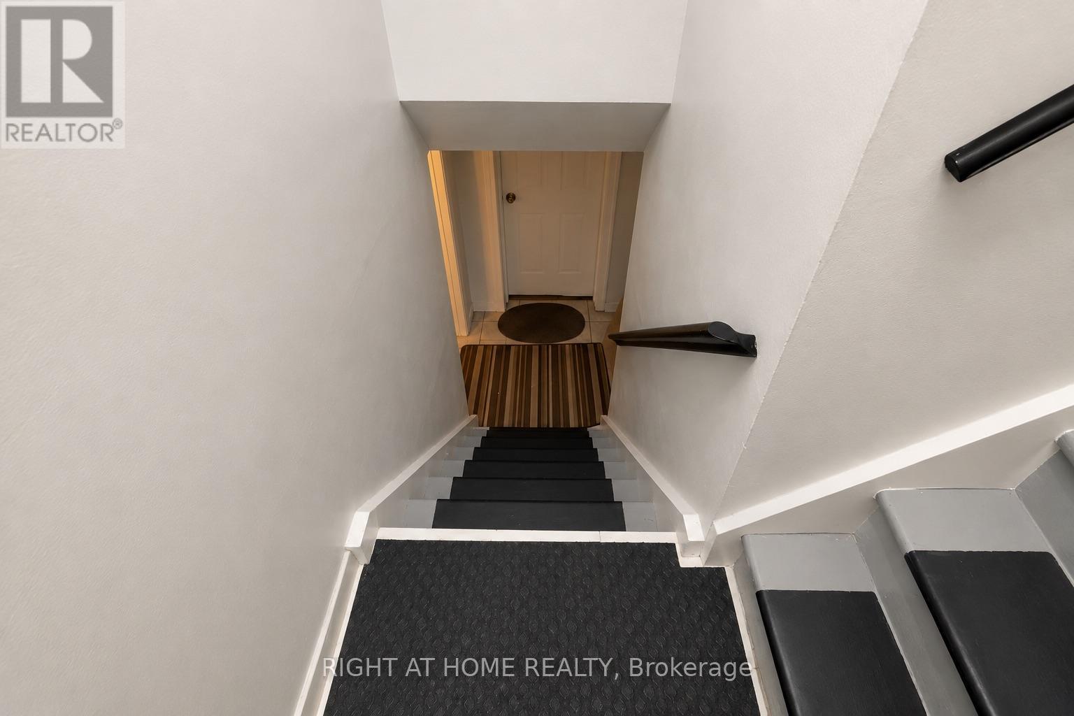 27 Wanita Road, Toronto, Ontario  M1C 1V3 - Photo 3 - E13484670