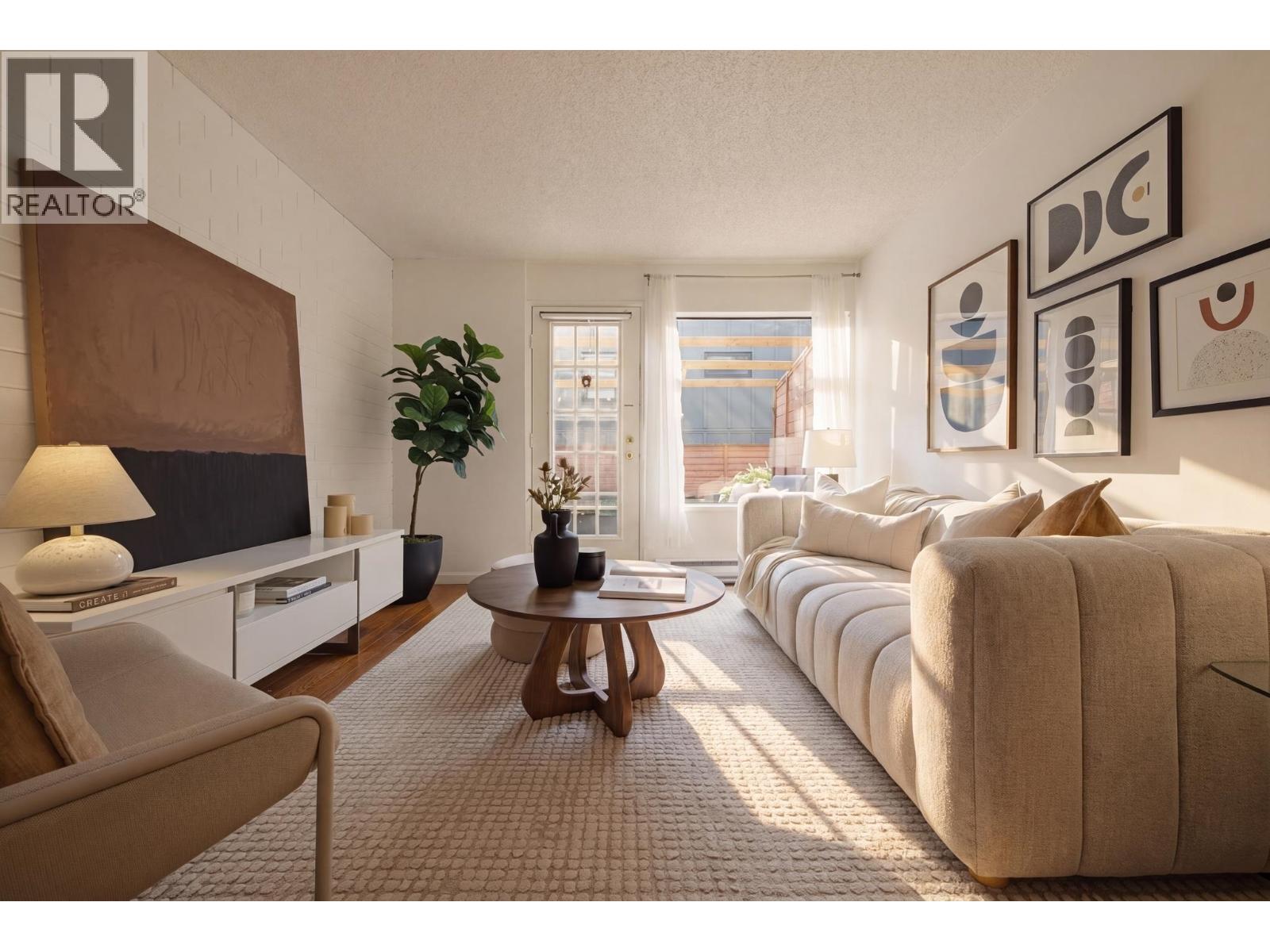 14 719 E 31st Avenue, Vancouver, British Columbia  V5V 2W9 - Photo 3 - R3139764