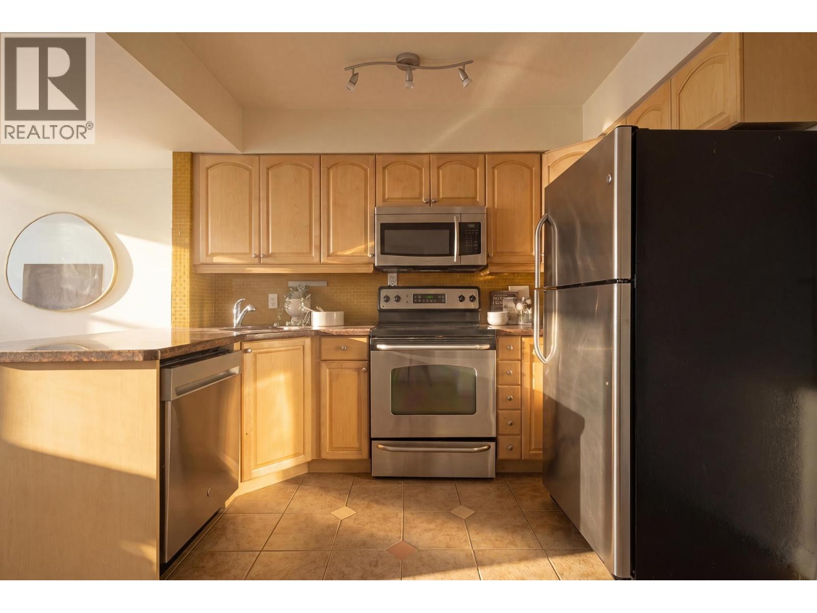14 719 E 31st Avenue, Vancouver, British Columbia  V5V 2W9 - Photo 10 - R3139764
