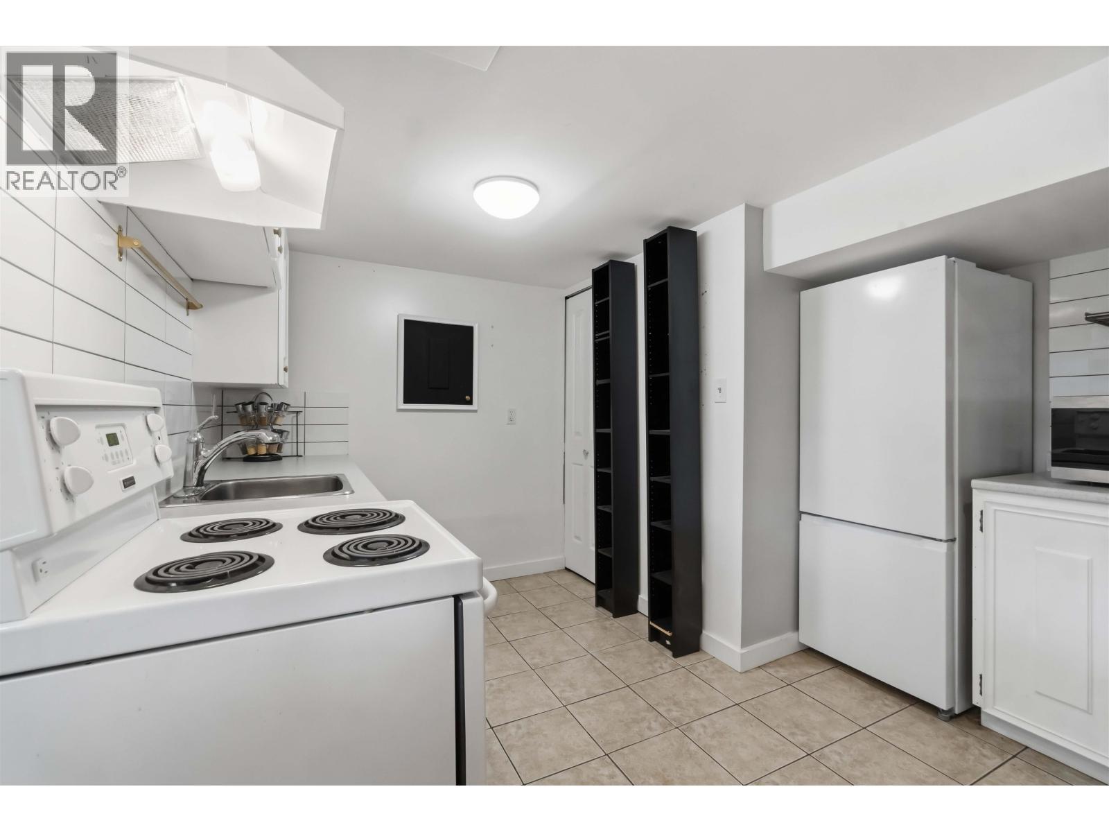 3676 Inverness Street, Port Coquitlam, British Columbia  V3B 3B4 - Photo 23 - R3140194