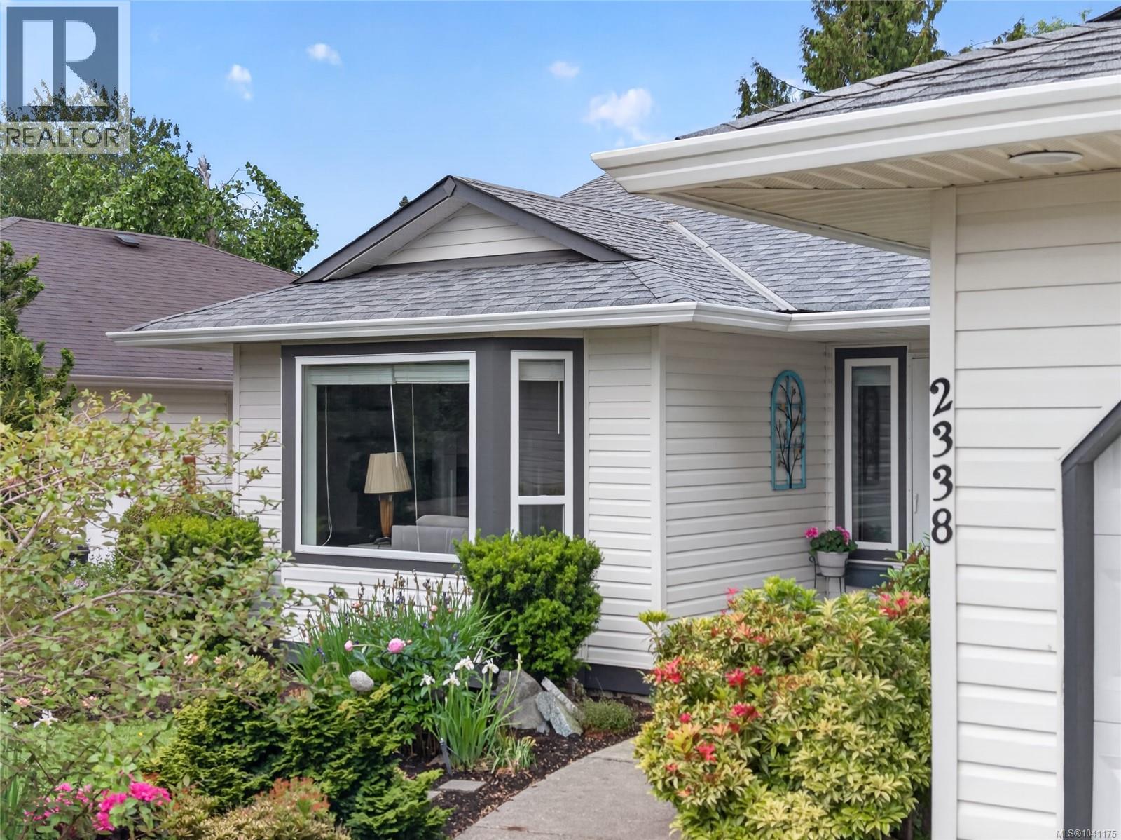 2338 9th St E, Courtenay, British Columbia