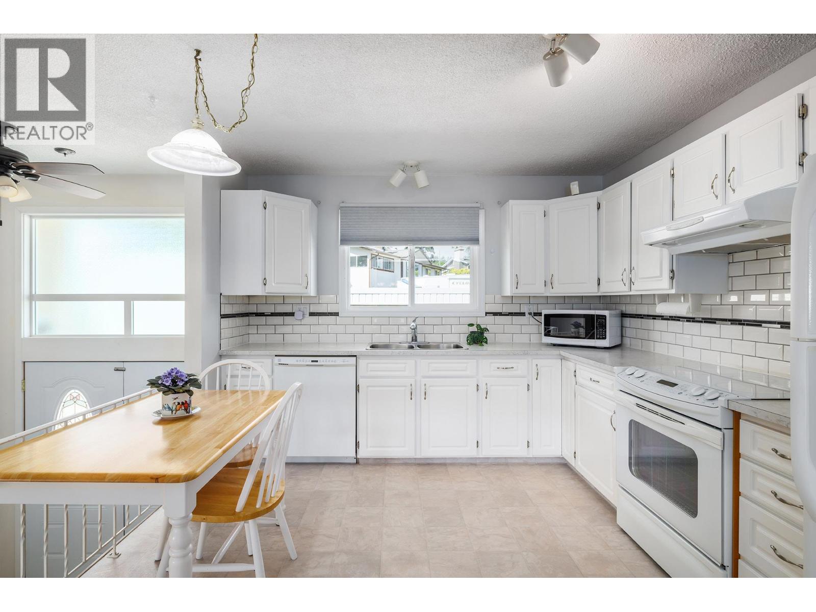 11770 Daniel Drive, Lake Country, British Columbia  V4V 1J3 - Photo 10 - 10392689