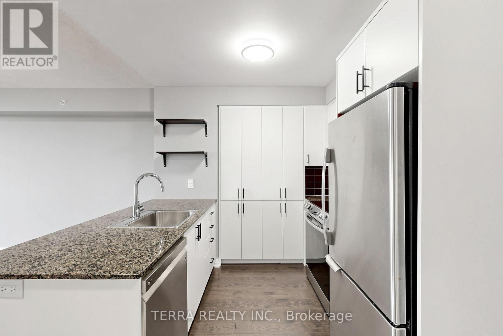 1108 - 1 Valhalla Inn Road, Toronto, Ontario  M9B 1S9 - Photo 11 - W13491750