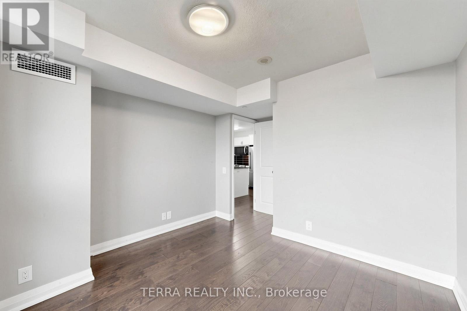 1108 - 1 Valhalla Inn Road, Toronto, Ontario  M9B 1S9 - Photo 17 - W13491750