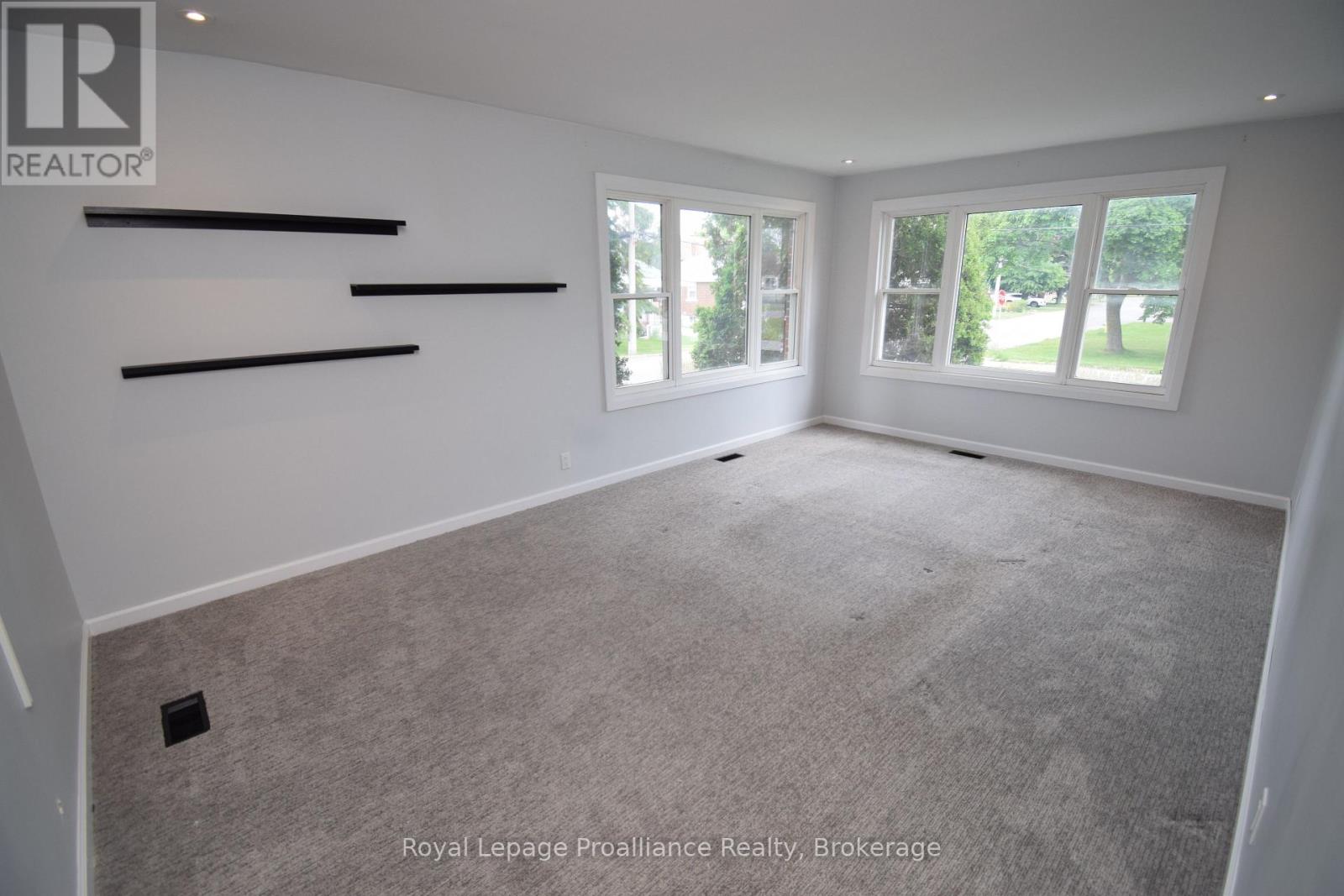 22 Reynolds Crescent, Belleville, Ontario  K8P 2W7 - Photo 12 - X13489432