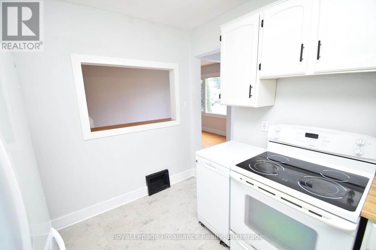 22 Reynolds Crescent, Belleville, Ontario  K8P 2W7 - Photo 11 - X13489432