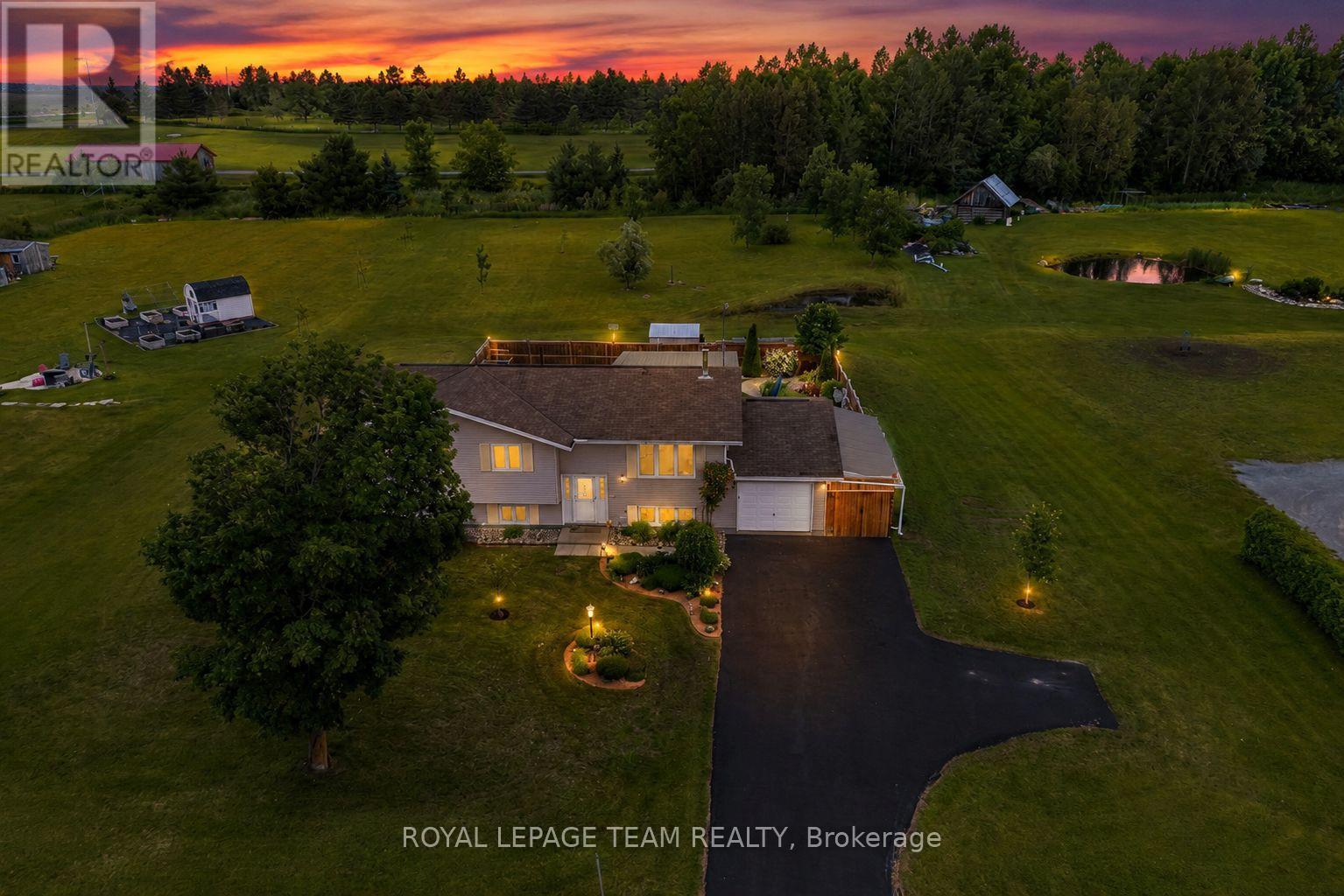 39 BIEDERMAN ROAD, North Algona Wilberforce, Ontario