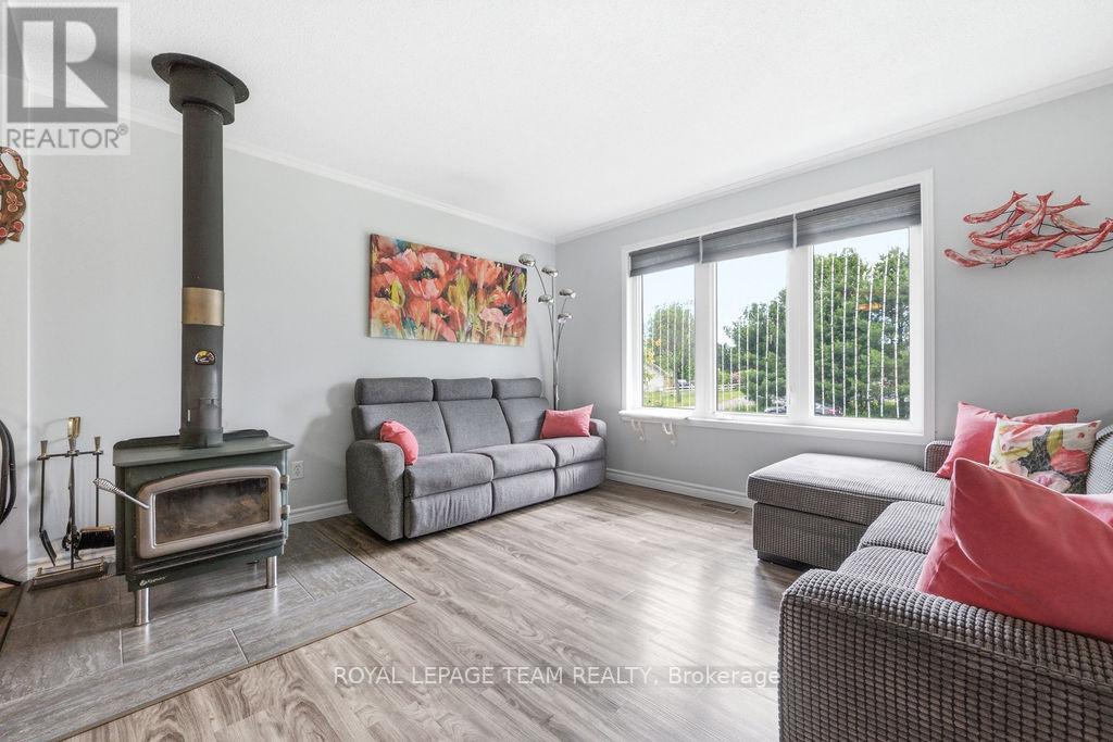 39 Biederman Road, North Algona Wilberforce, Ontario  K0J 1X0 - Photo 4 - X13477116