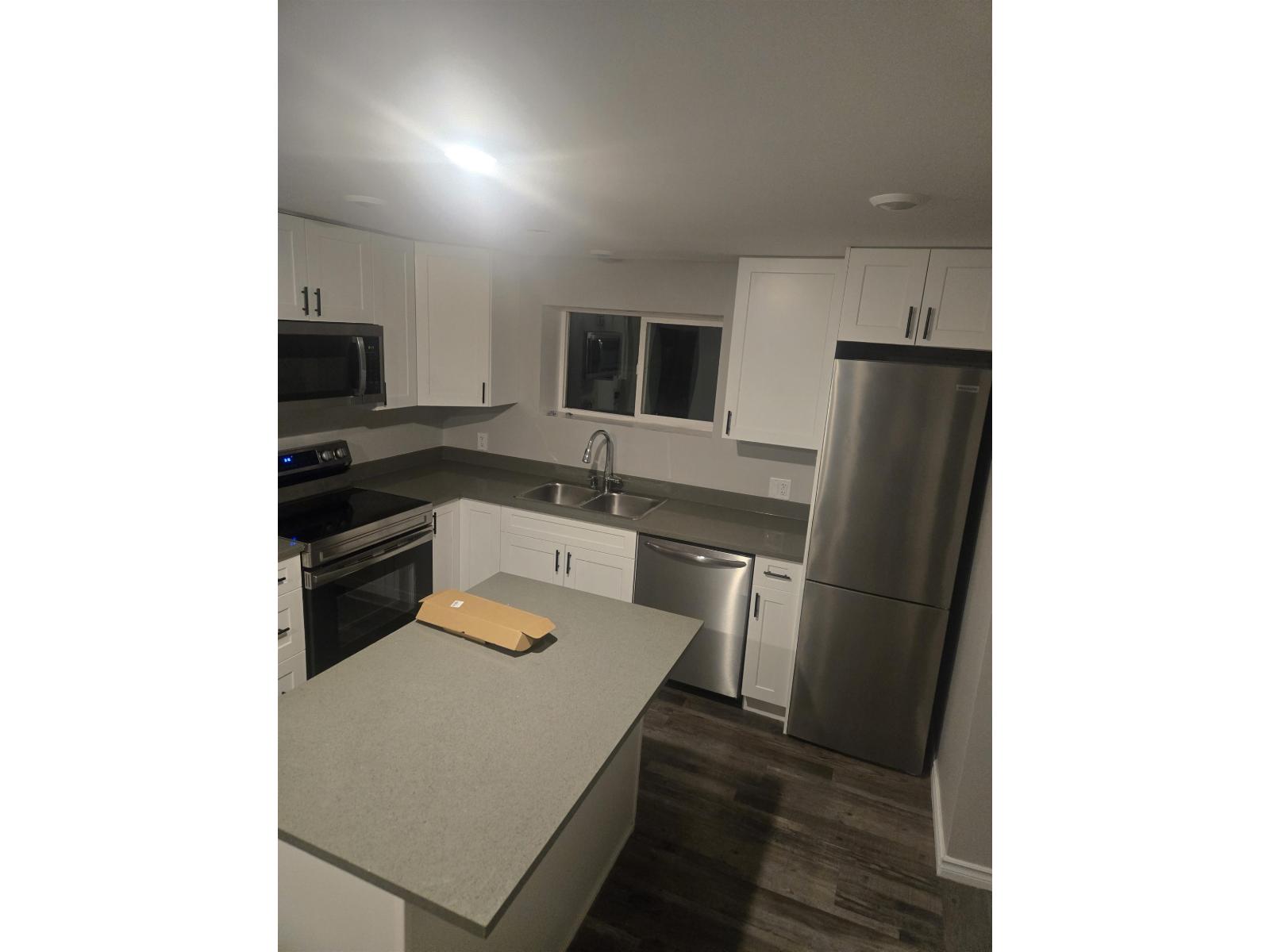 15041 Peacock Place, Surrey, British Columbia  V3R 4W5 - Photo 8 - R3139876