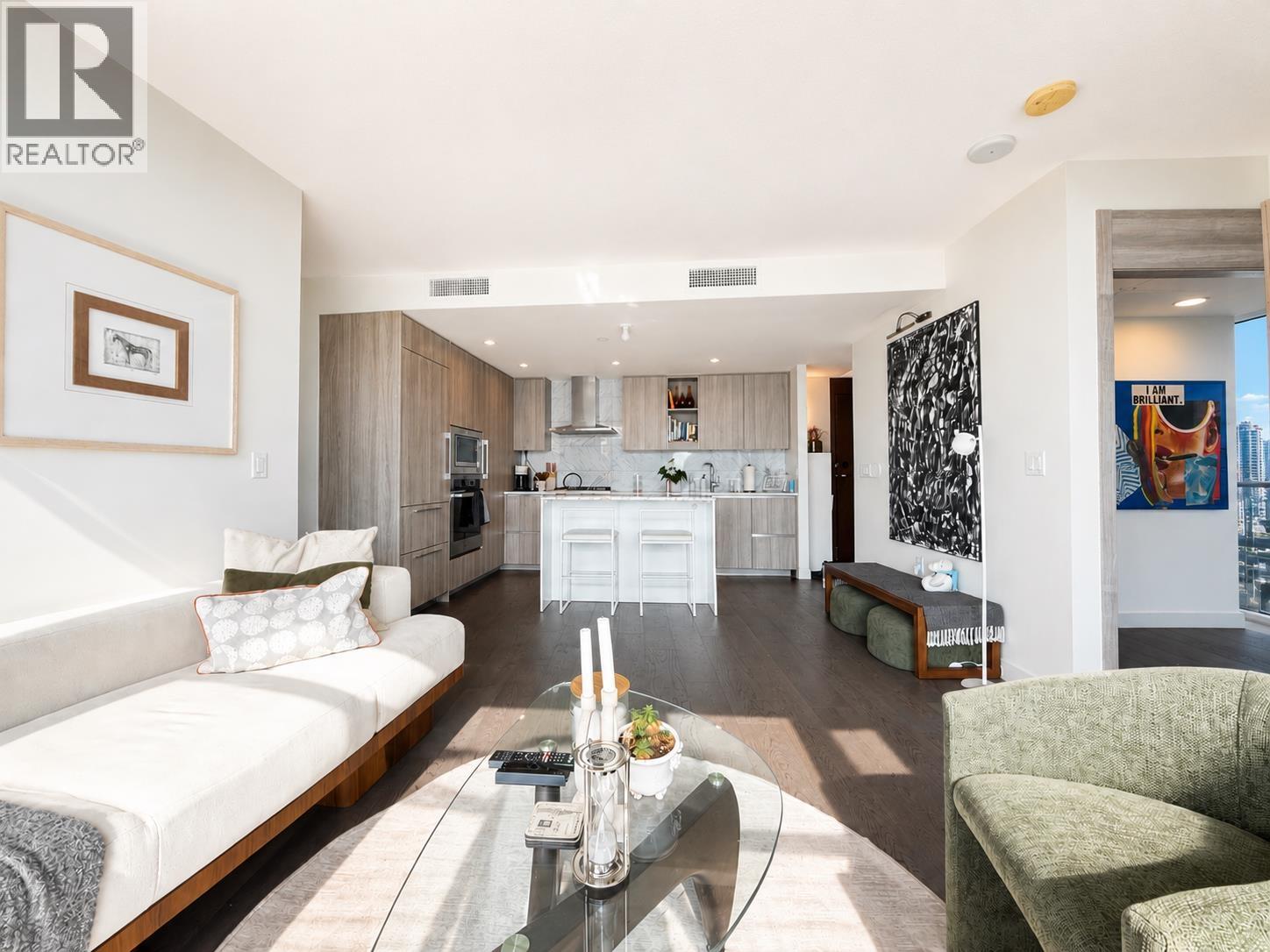 2320 89 Nelson Street, Vancouver, British Columbia  V6Z 0E7 - Photo 3 - R3140159