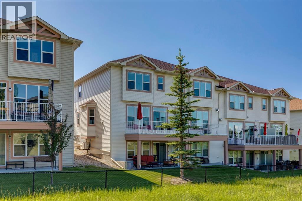 267 Sunset Point, Cochrane, Alberta  T4C 0K9 - Photo 35 - A2323280