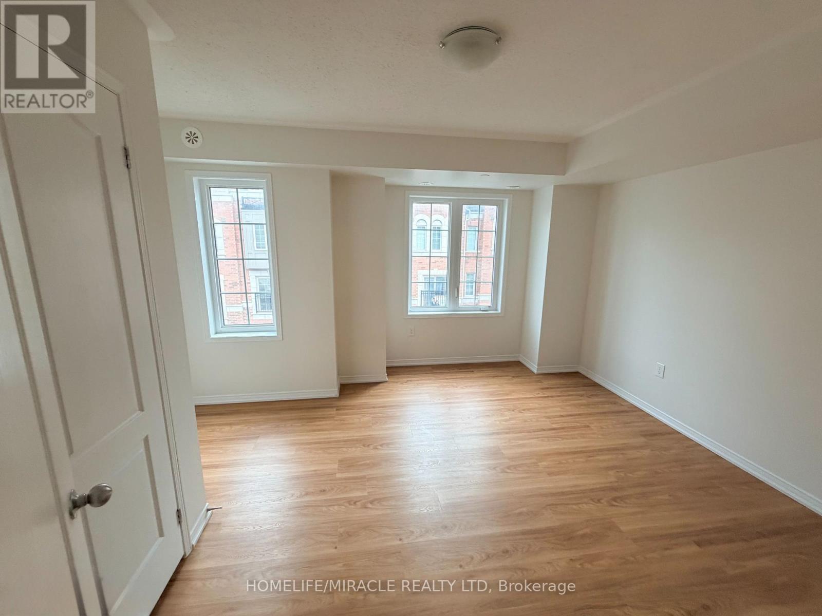 265 - 35 Glenstal Path, Oshawa, Ontario  L1L 0L2 - Photo 11 - E13491774