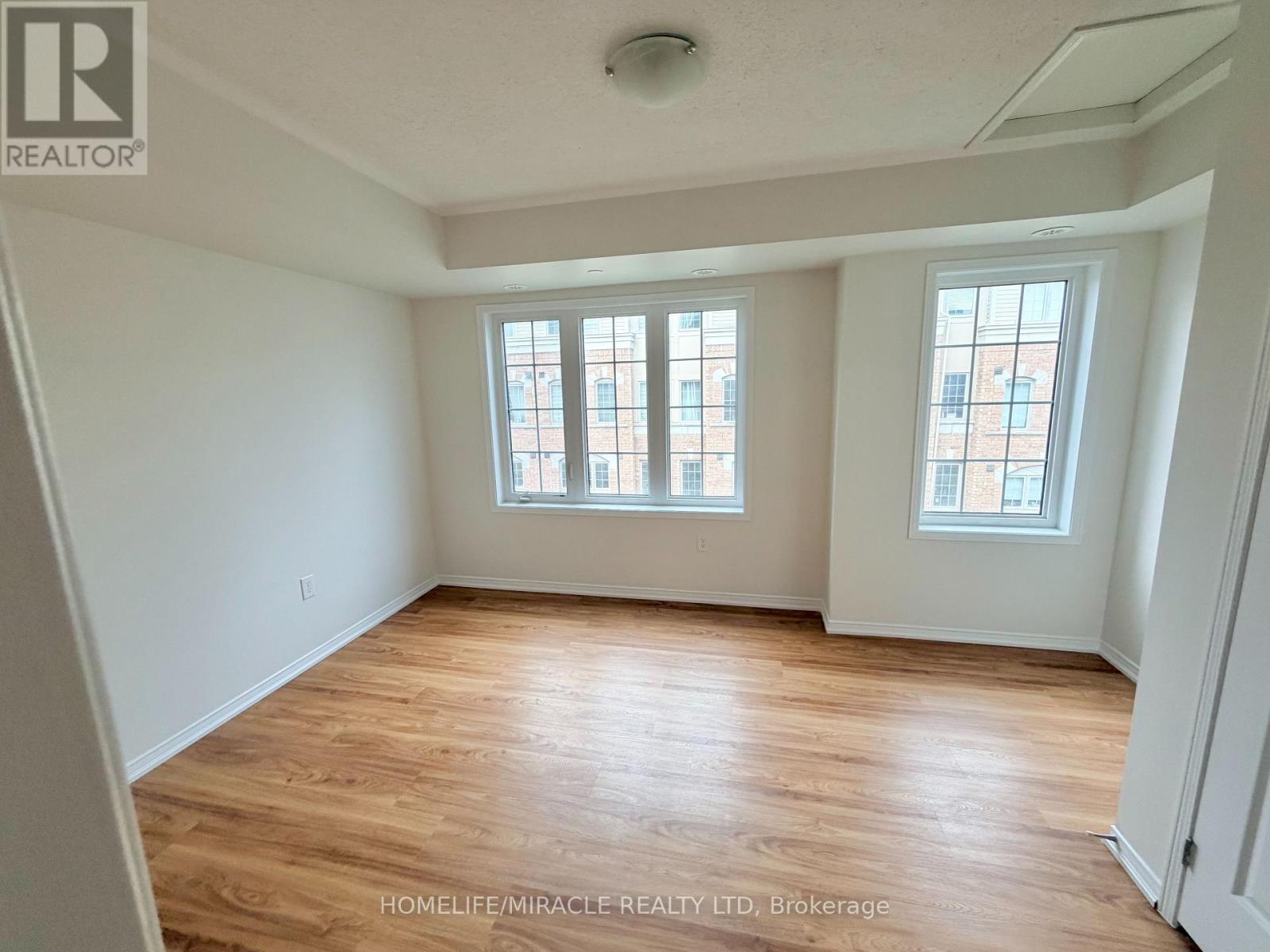 265 - 35 Glenstal Path, Oshawa, Ontario  L1L 0L2 - Photo 8 - E13491774