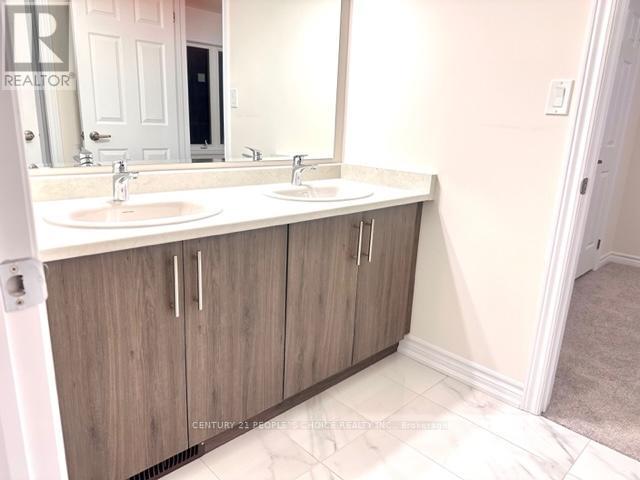303 Fleetwood Drive, Oshawa, Ontario  L1K 3G2 - Photo 11 - E13491812